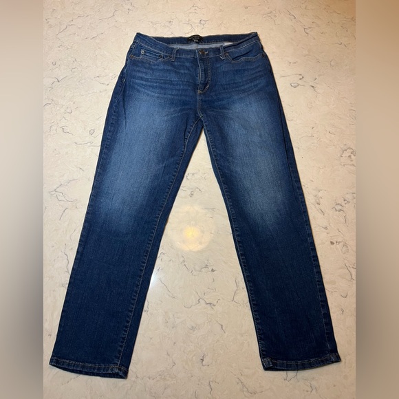 Banana Republic Denim - Banana Republic Denim Curvy Girlfriend Jeans Size 30 / 10